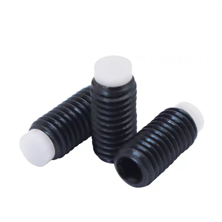 Calidum sale m4 immaculatum ferro nigrum oxydatum nylon tip pone cochleae